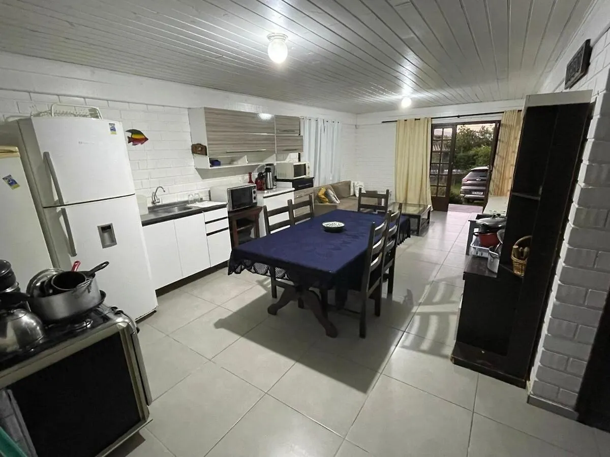 Nossa Casa Com Muito Verde No Rosa إيمبيتوبا بيت للعطل