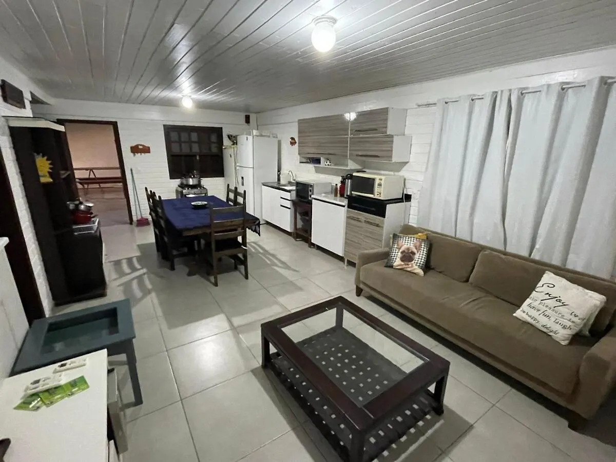 Nossa Casa Com Muito Verde No Rosa إيمبيتوبا