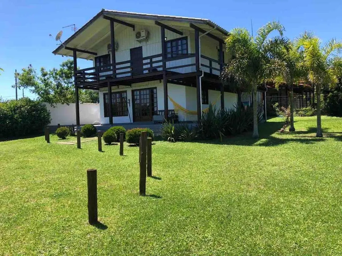Nossa Casa Com Muito Verde No Rosa Imbituba